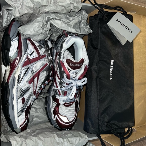 Balenciaga Shoes Mens Balenciaga Runner Sneaker In Burgandy Poshmark